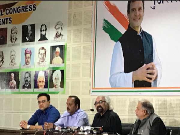 'कांग्रेस ने 70 वर्षों में देश को शीर्ष पर पहुंचाया'