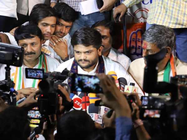 हार्दिक ने कीं ताबड़तोड़ जनसभाएं