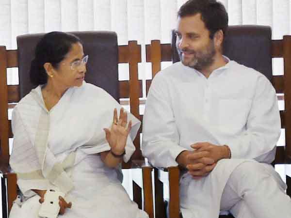 दीदी के कांग्रेस से रिश्ते नरम फिर ये तल्ख़ी क्यों?