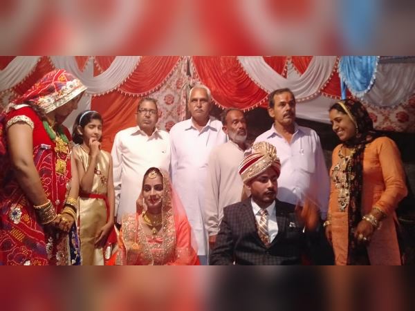  बिना दहेज व सादगीपूर्ण शादी 