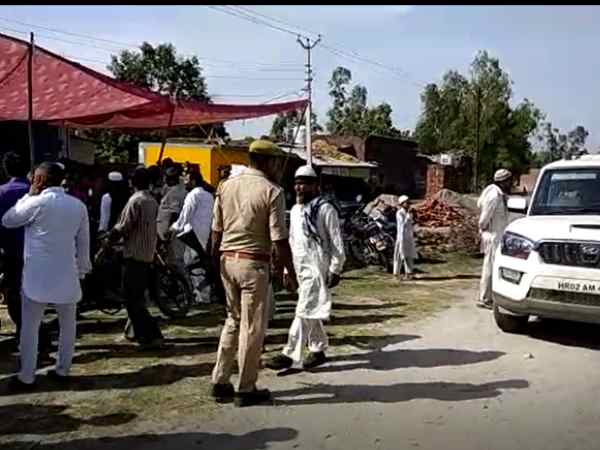 परिवार में मचा कोहराम परिवार में मचा कोहराम