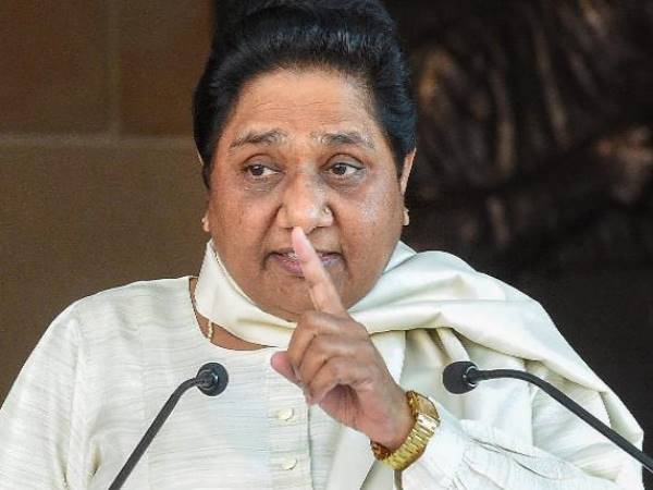 नोटबंदी और जीएसटी की वजह से बढ़ी बेरोजगारी