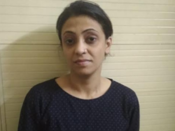 पीएम मोदी की जनसभा के दौरान ली थी दो पुलिस एस्कॉर्ट
