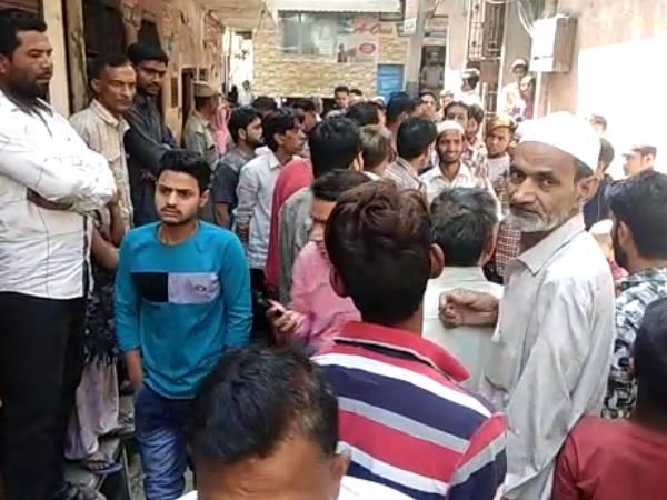 लोगों में आक्रोश 