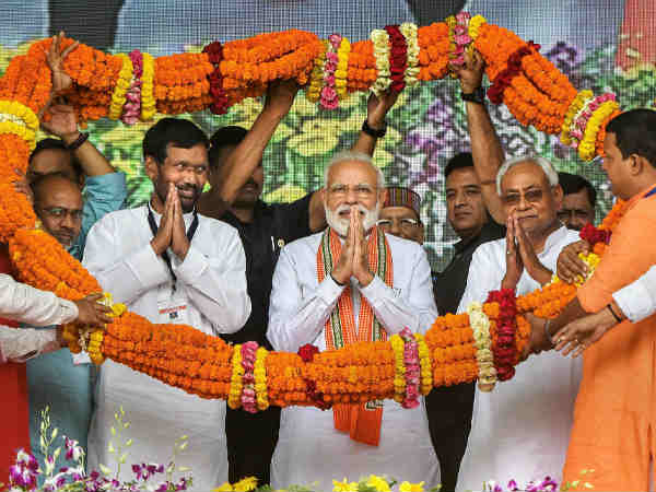 मोदी के नाम का वोट बैंक!