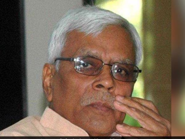 गिरिराज के लिए वोट मांगने पर निशाना