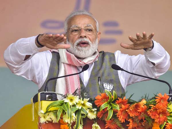 फर्स्ट वोटर्स से पीएम मोदी ने की थी ये खास अपील फर्स्ट वोटर्स से पीएम मोदी ने की थी ये खास अपील