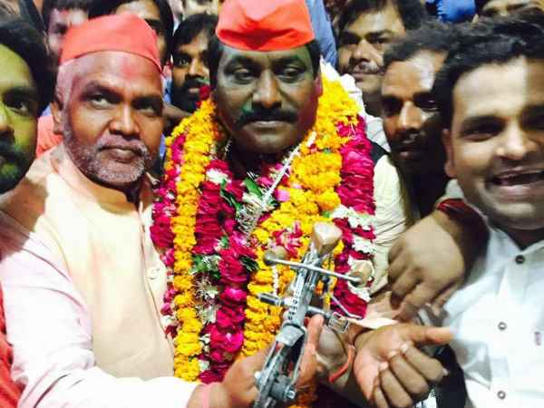 पहले महामंत्री और अब अध्यक्ष को टिकट पहले महामंत्री और अब अध्यक्ष को टिकट