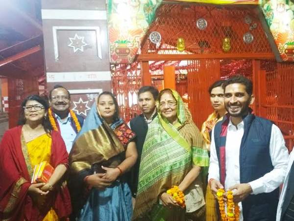 फूलपुर से हार गईं चुनाव