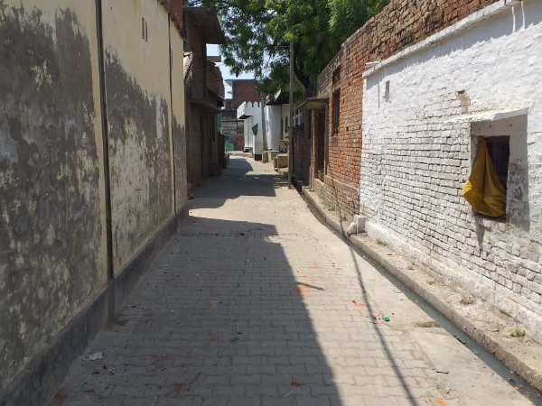 Two communities clashed in Uttar Pradesh city