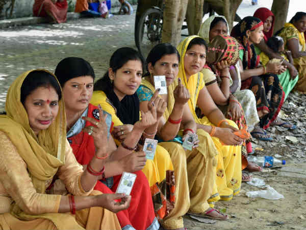 ईवीएम और मतदाता सूची में गड़बड़ी