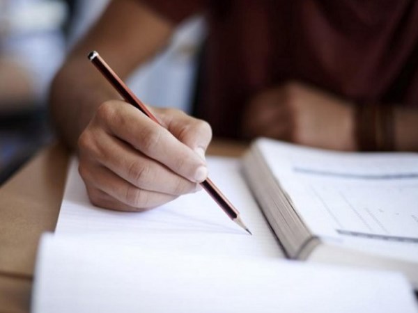 कैदियों का हाईस्कूल का रिजल्ट