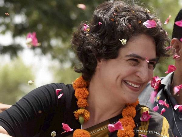प्रियंका के चुनाव मैदान में आने से बीएसपी परेशान