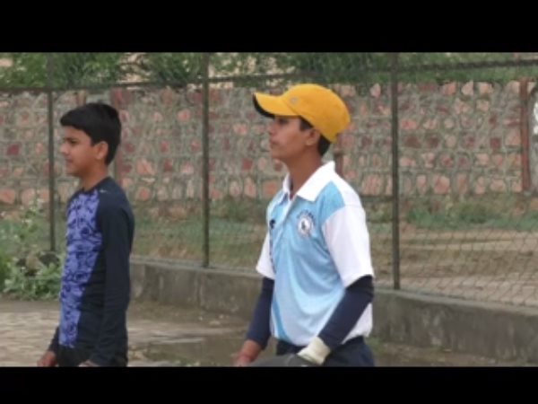 सरकार को करनी चाहिए मदद सरकार को करनी चाहिए मदद