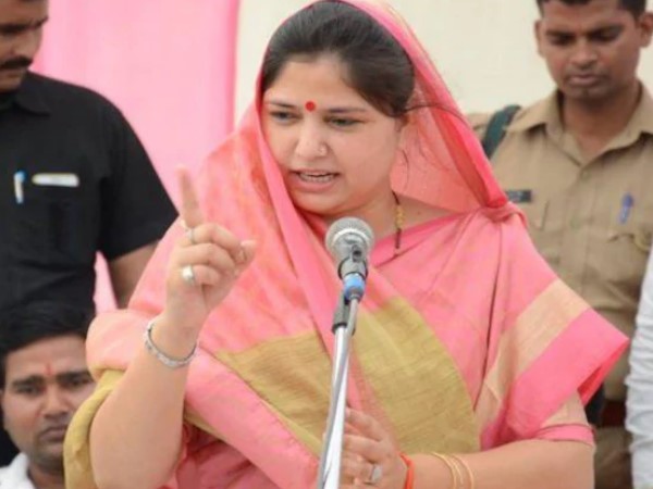 बीजेपी विधायक पर लगाया आरोप