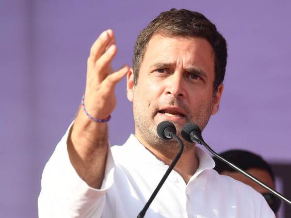 राहुल ने नरेंद्र मोदी पर साधा निशाना राहुल ने नरेंद्र मोदी पर साधा निशाना