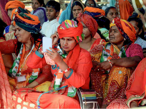 पार्टियों के ट्रेंड में भी अंतर है