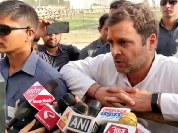 मोदी जी सच्चाई से नहीं बच सकते मोदी जी सच्चाई से नहीं बच सकते