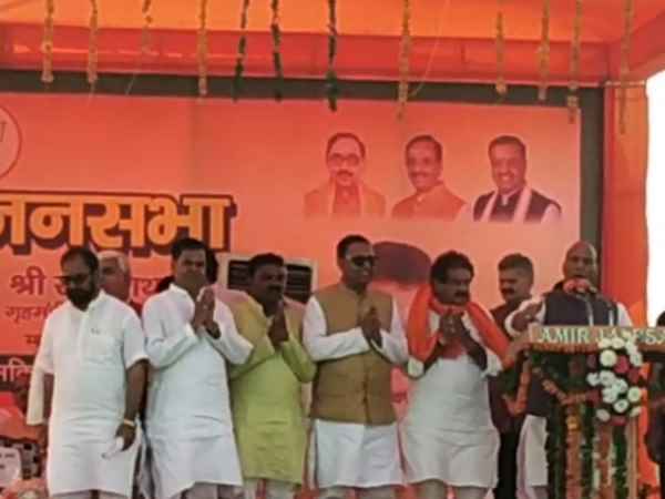 गठबंधन पर बोला हमला