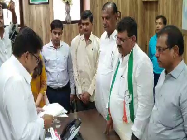 कांग्रेस प्रत्याशी रामपाल शर्मा