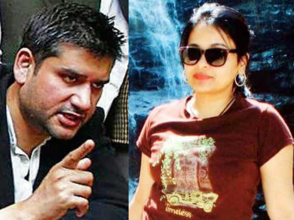 अपूर्वा ने अपना मोबाइल फॉर्मेट क्यों किया?