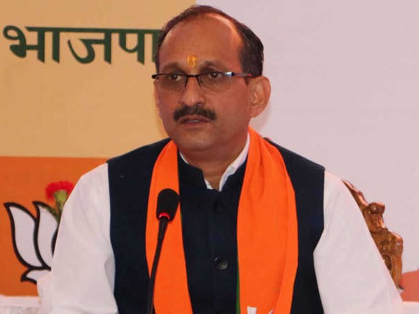 सत्ती ने दी थी बाजू काटने की धमकी