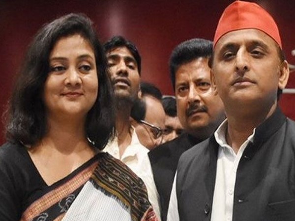 हाल ही में प्रियंका के साथ काशी यात्री में हुईं थीं शामिल