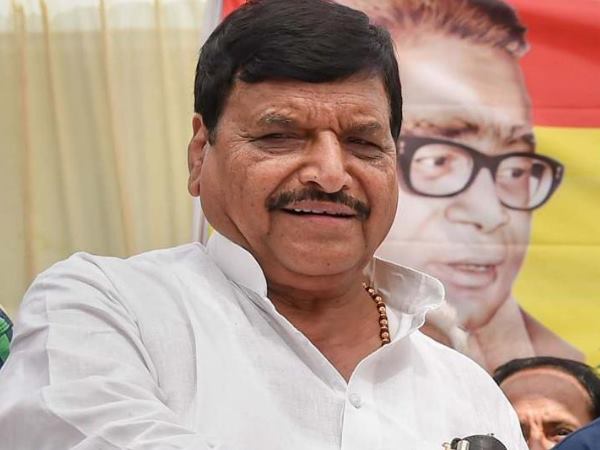 अखिलेश से बड़ी पार्टी है हमारी