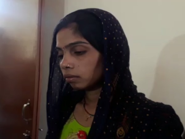 Sikar bride wants with her Mother