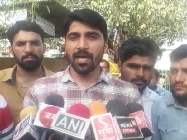 अनिश्चित कालीन महापड़ाव शुरू करने की चेतावनी