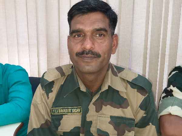 कौन हैं तेज बहादुर यादव