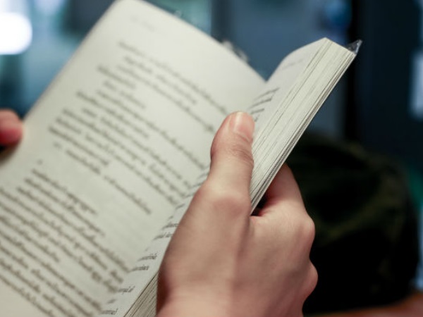 नियमित रूप से पांच-छह घंटे पढ़ते हैं कृष्ण नियमित रूप से पांच-छह घंटे पढ़ते हैं कृष्ण