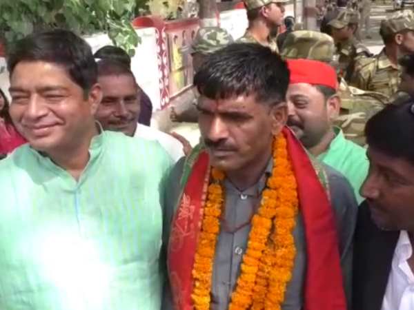 तेज बहादुर बने गठबंधन प्रत्याशी