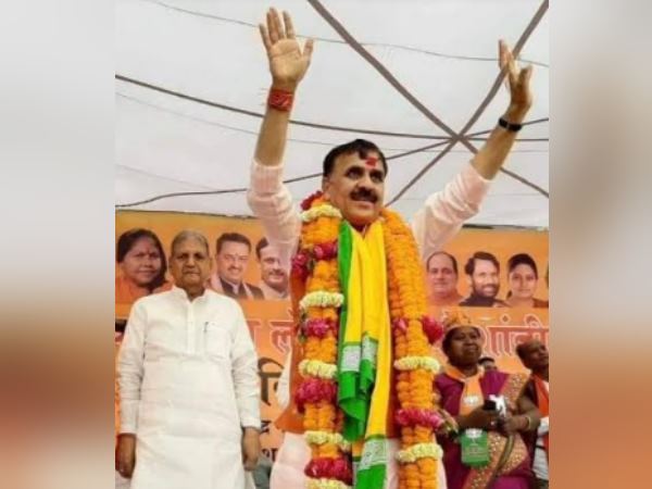 राजा भैया का दिखने लगा असर