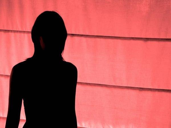 पति को तड़पता छोड़ मौके से फरार हो गई थी पत्नी पति को तड़पता छोड़ मौके से फरार हो गई थी पत्नी