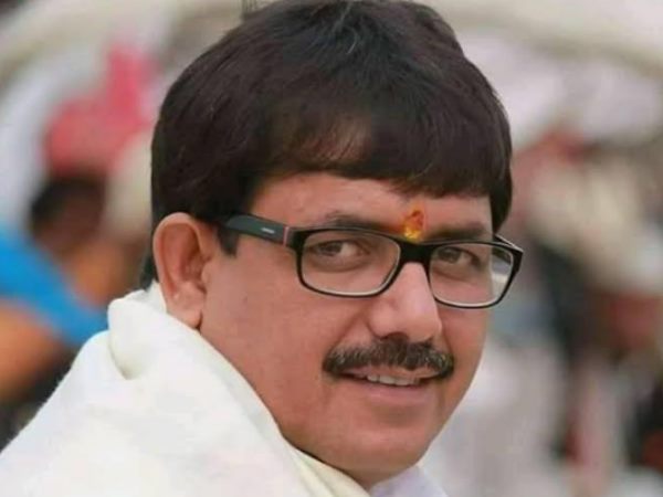 योगेश का राजनैतिक सफर