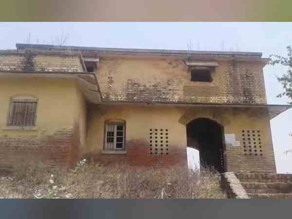 आधी सदी से एकमात्र साधन 