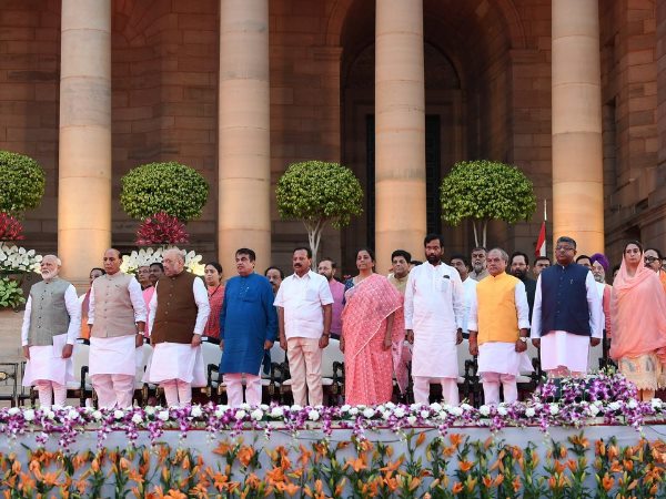 कैबिनेट मंत्री- कैबिनेट मंत्री-