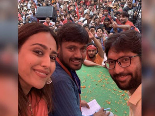 सोशल मीडिया पर ट्रोल हुई स्वरा भास्कर सोशल मीडिया पर ट्रोल हुई स्वरा भास्कर