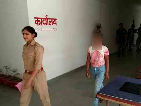 चाचा-चाची पर लगाया इल्जाम