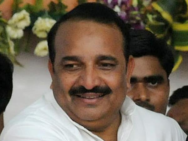 चुनावी कबड्डी में पाला बदलू दिनेश सिंह