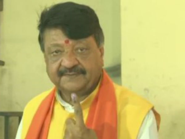 कैलाश विजयवर्गीय ने किया मतदान