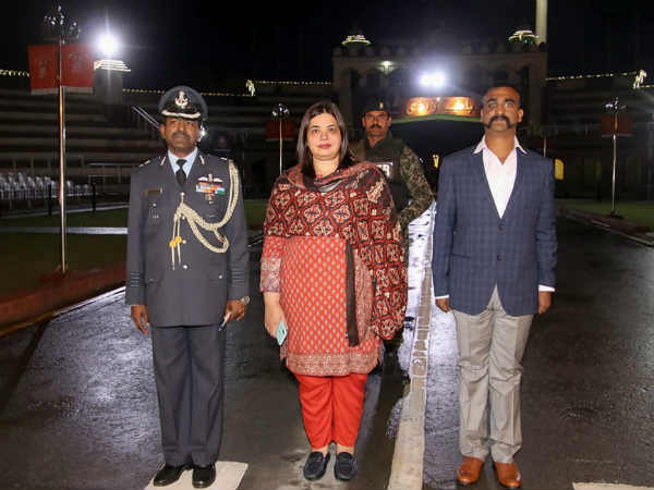 तीन दिनों तक रहे पाक के कब्‍जे में 