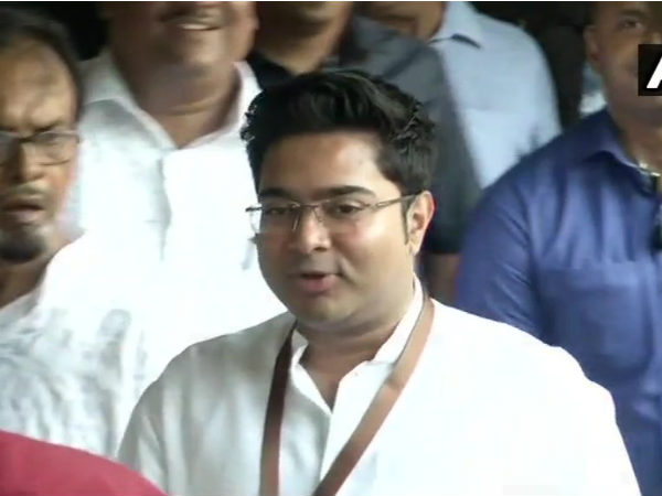 ध्यान करने दीजिए, भगवान भी हारने से नहीं बचा पाएंगे-बनर्जी