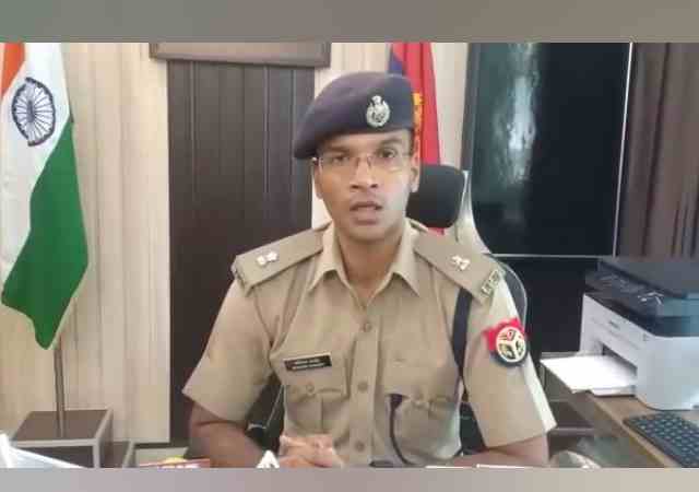 Four baratis killed when truck hit tata vehicle