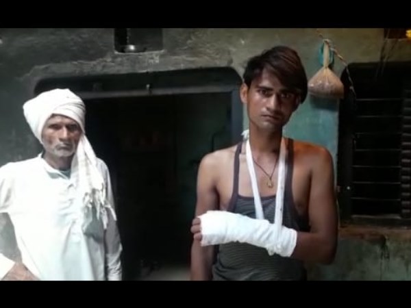 dalit brothers beaten by goons in agra
