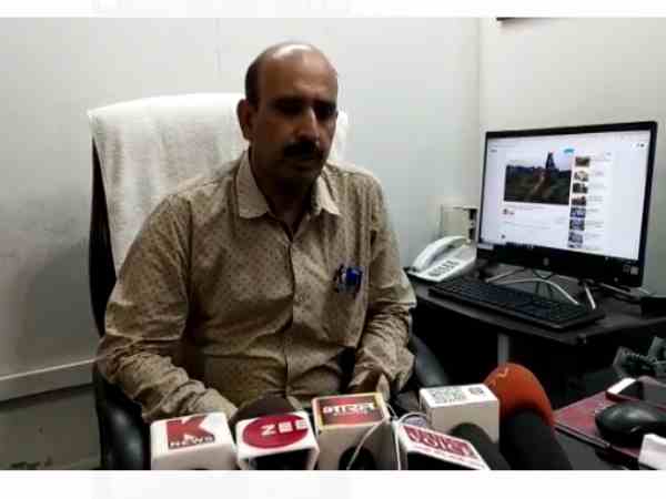 BJP MP misbehaved with two TC in the train