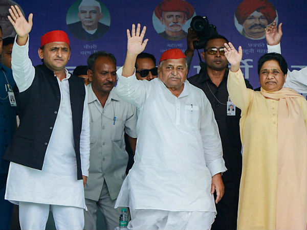 मुलायम सिंह को पहले से ही था शक... मुलायम सिंह को पहले से ही था शक...