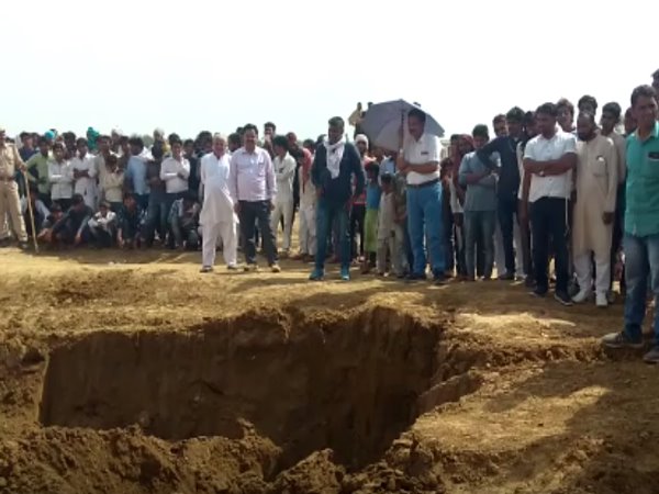 अलवर के नंगला बांजीरका का मामला