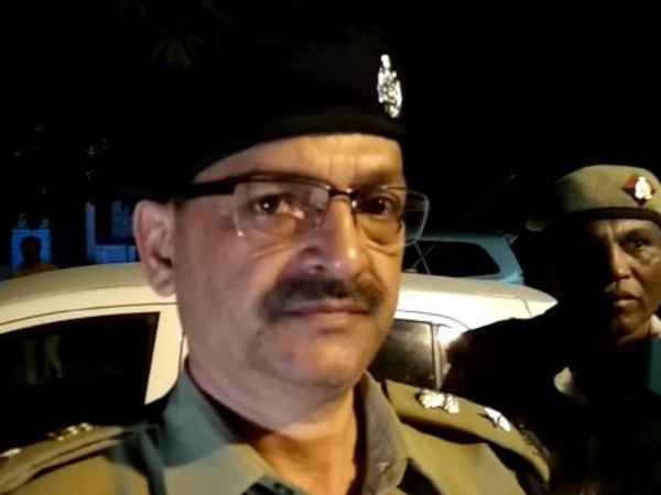 SP leader Mohammad Ayaz Gullu shot